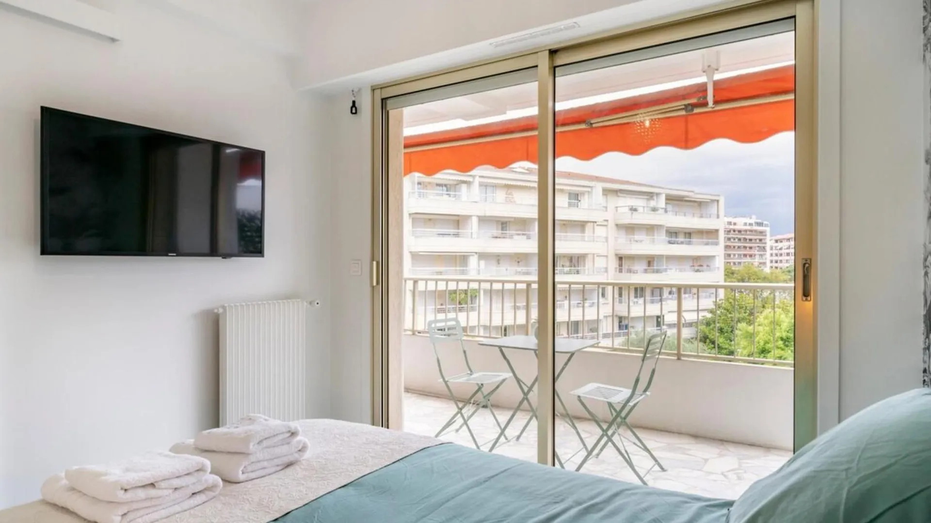 Lovely & Bright One-Bedroom Close To The Croisette Канны Франция